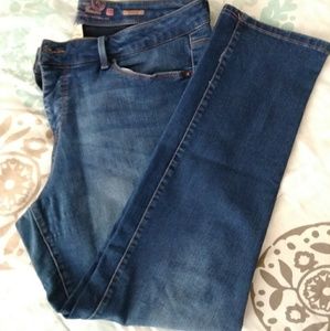 Faded Glory Skinny Jeans size 16A